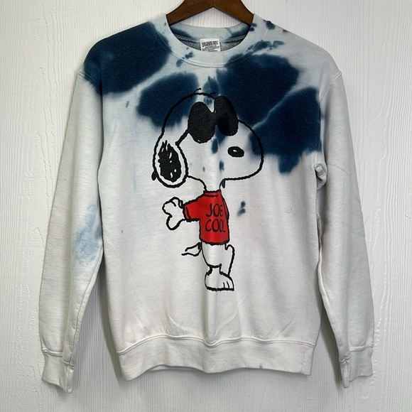 Peanuts - Snoppy Tie Dye Blue And White Snoppy Joe Cool Graphic Sweatshirt Small - Picture 7 of 10
